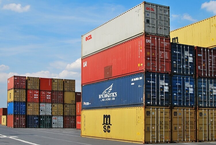 Apa itu Jasa Trucking Container 20 Feet & 40 Feet? - Manfaat Jasa Trucking Container