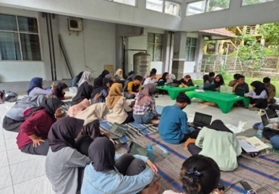 Himatika Vektor UM image 6