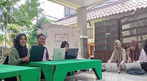 Himatika Vektor UM image 9